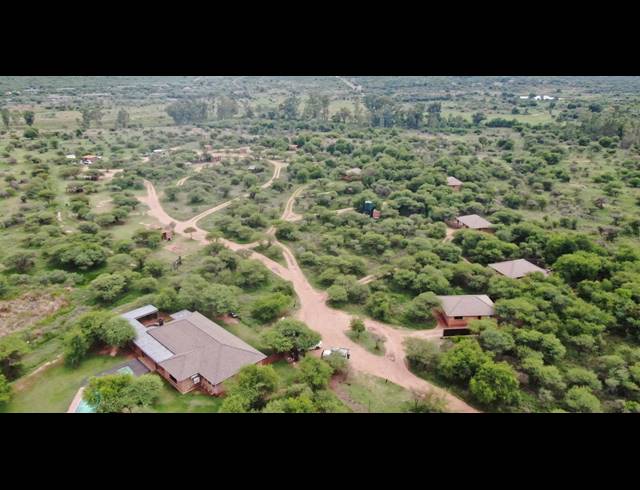 1,731M² LODGE FOR SALE IN DINOKENG GAME RESERVE